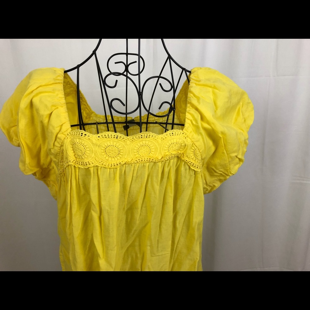 Apt. 9 yellow puff sleeve embroidered cotton top L - Picture 5 of 8
